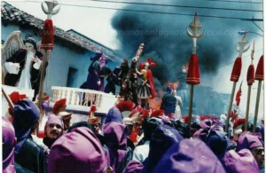 Incidente del Domingo de Ramos 1992. Incendio en el anda de Jesús de los Milagros.